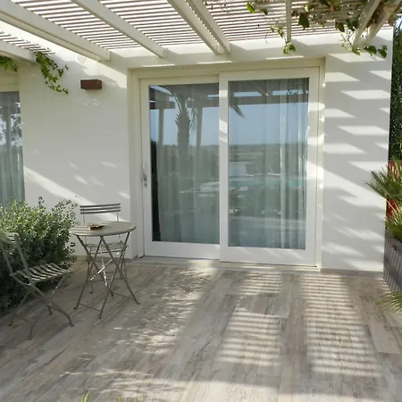 Scilla Maris Charming Suites-3